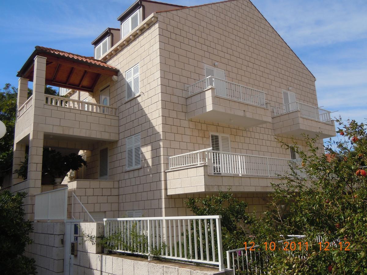 Central Apartment Дубровник Екстериор снимка